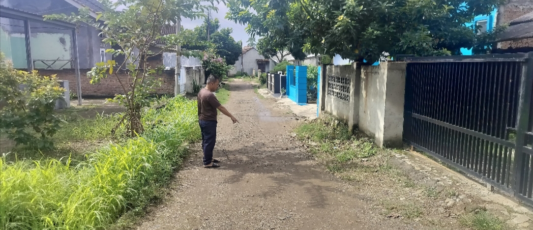 Masuk Jalan Kota, Akses Perum Perintis Kemerdekaan Rajabasa Jaya Tak Diaspal Sejak 2003