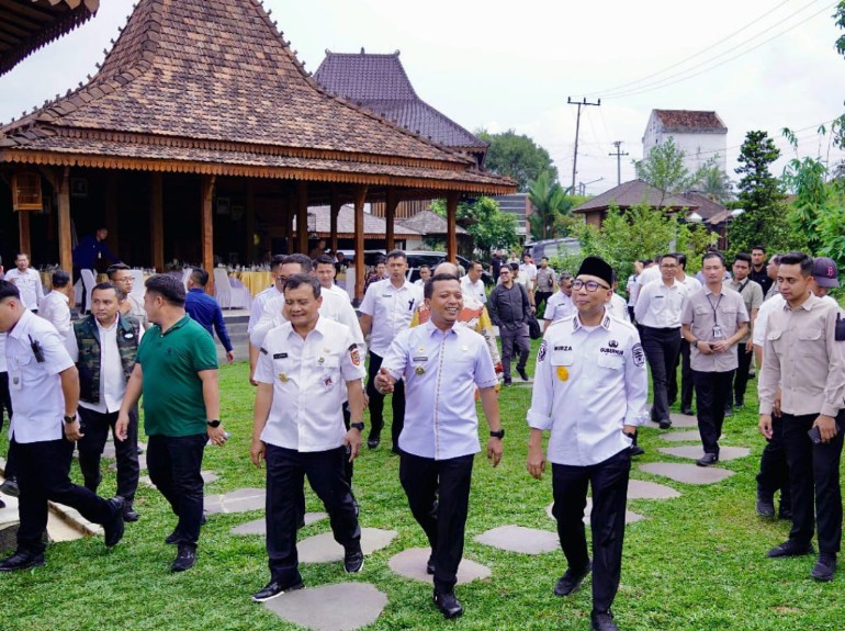 Gubernur Jateng, Bupati Tegal, Wabup Temanggung dan Wabup Purbalingga Kunjungi Pringsewu