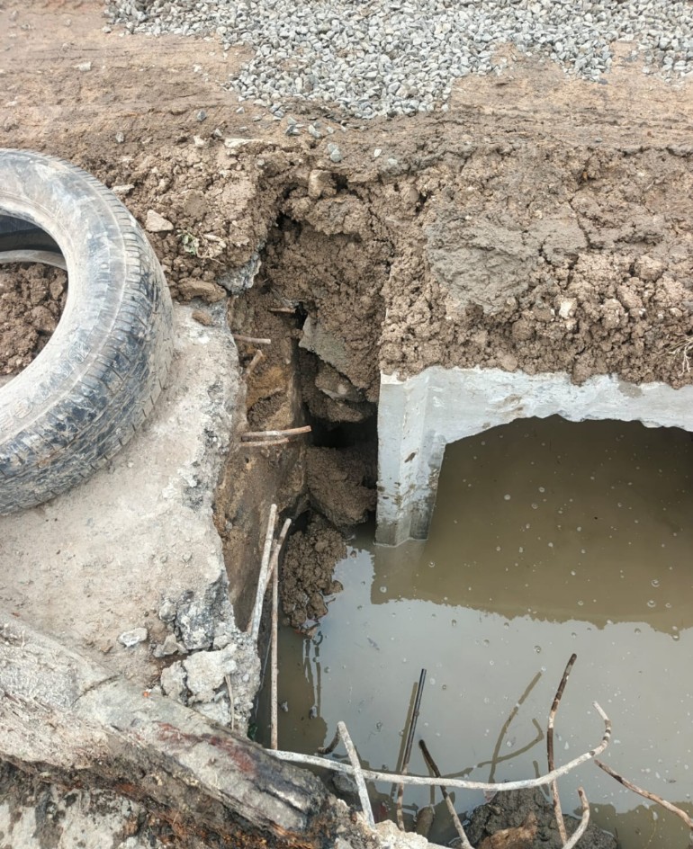 Struktur Belum Dikunci Beton, Pekerjaan Gorong-Gorong Pemprov Lampung di Karangkumbang