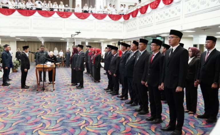 31 Pejabat Eselon III–IV Pemprov Lampung Dilantik