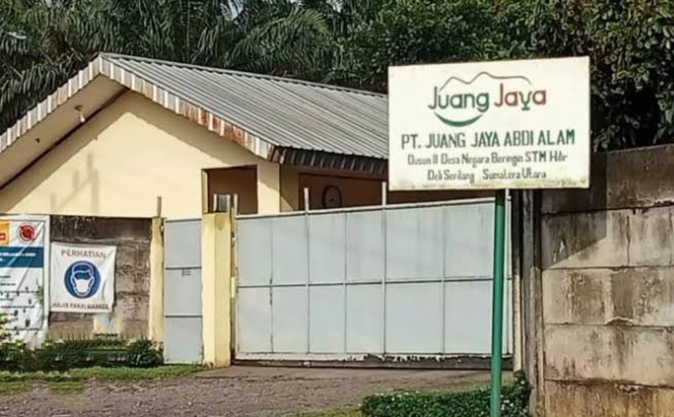 Puluhan Tahun “Makan” Bau dan Limbah, Warga Sidomulyo Tagih Janji Mirza-Egi Benahi PT Juang Jaya