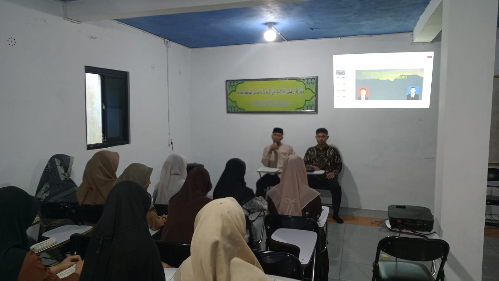 Dosen STEBI Tanggamus Gelar Pengabdian Masyarakat di Pesantren Baitul Qur’an Pringsewu, Bangun Literasi Keuangan Syariah Santri di Era Digital