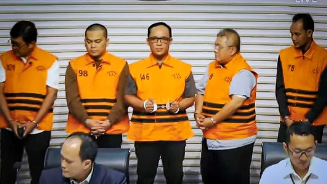 Kasus Suap Bupati Lamteng Nonaktif: KPK Periksa Sekretaris BKPSDM dan Pihak Swasta