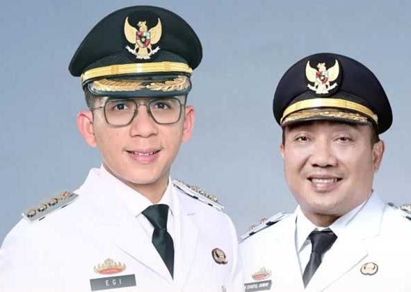 Satu Tahun Egi–Syaiful: Antara Kilau Prestasi Nasional dan Realitas Pitu Vista di Lapangan