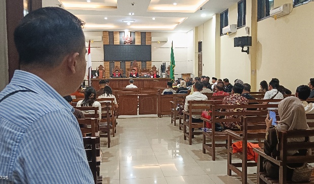 Gema Keadilan di Lorong Sempit: Potret Maraton Sidang Pasca-Lebaran di PN Tanjung Karang