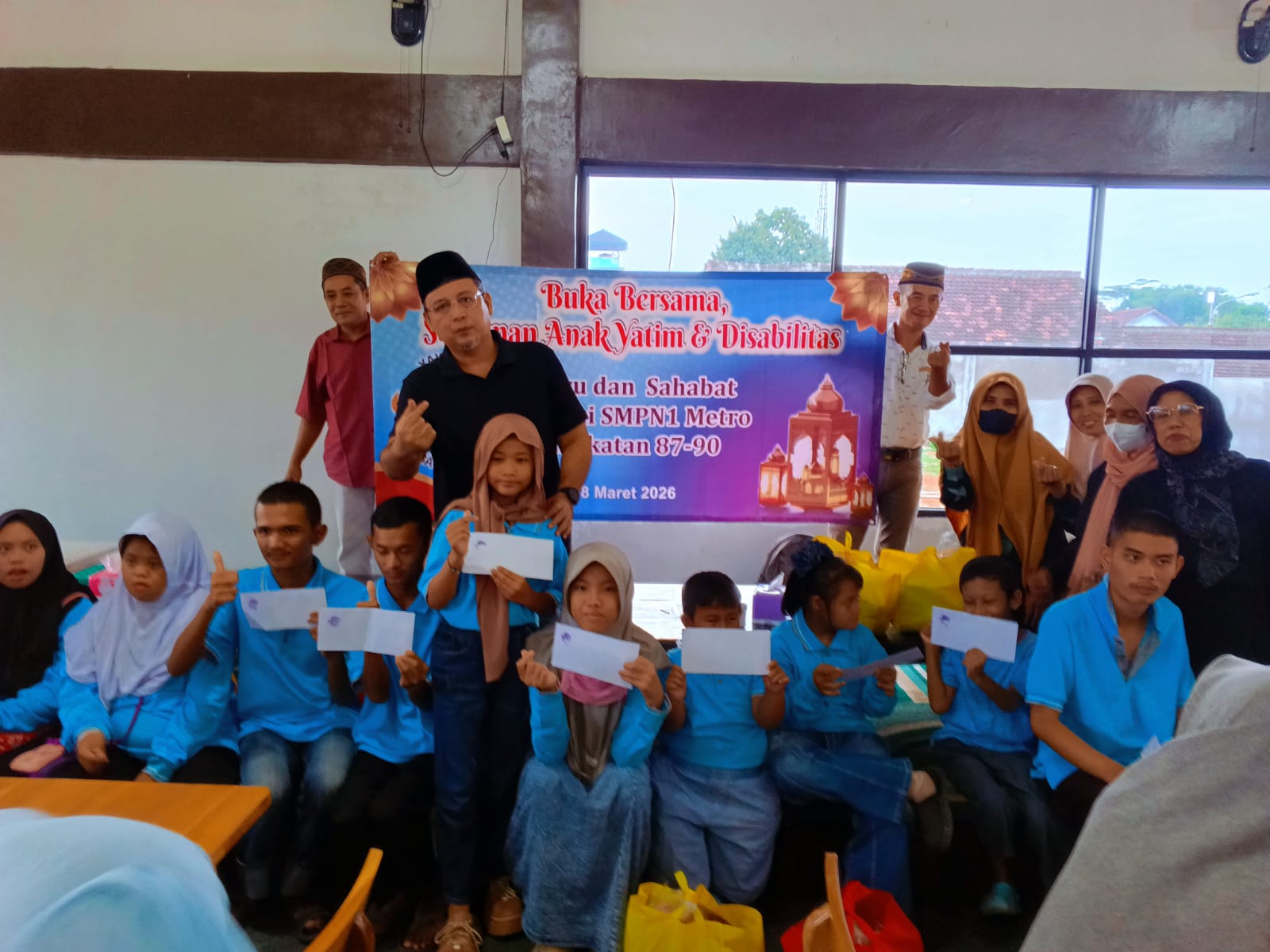 Tebar Kepedulian di Ramadan, Yayasan Sahabat 87 Santuni 21 Anak Yatim dan Disabilitas di Metro