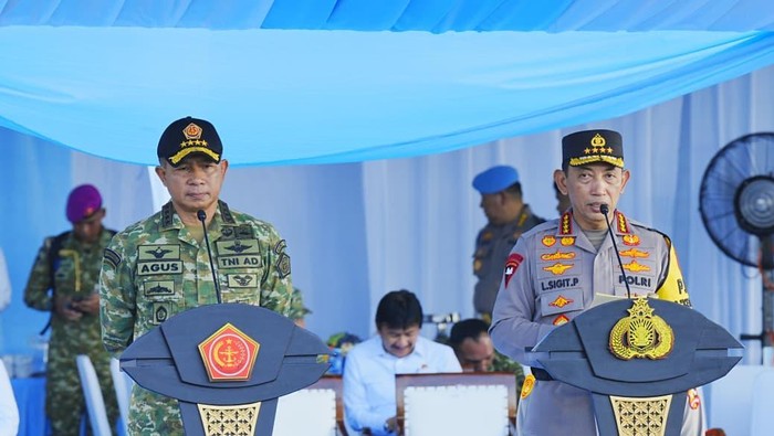 Kapolri dan Panglima TNI Pimpin Apel Operasi Ketupat 2026: Targetkan Mudik Aman, Keluarga Bahagia