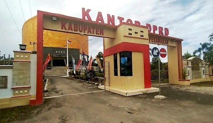 Mau Lebaran Sengketa UU ITE Anggota DPRD Pesawaran Memanas, Polres Periksa Saksi Kunci