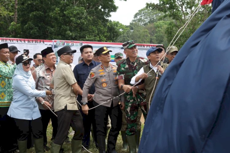 Pembangunan Pagar Pembatas 138 KM di TNWK Dimulai