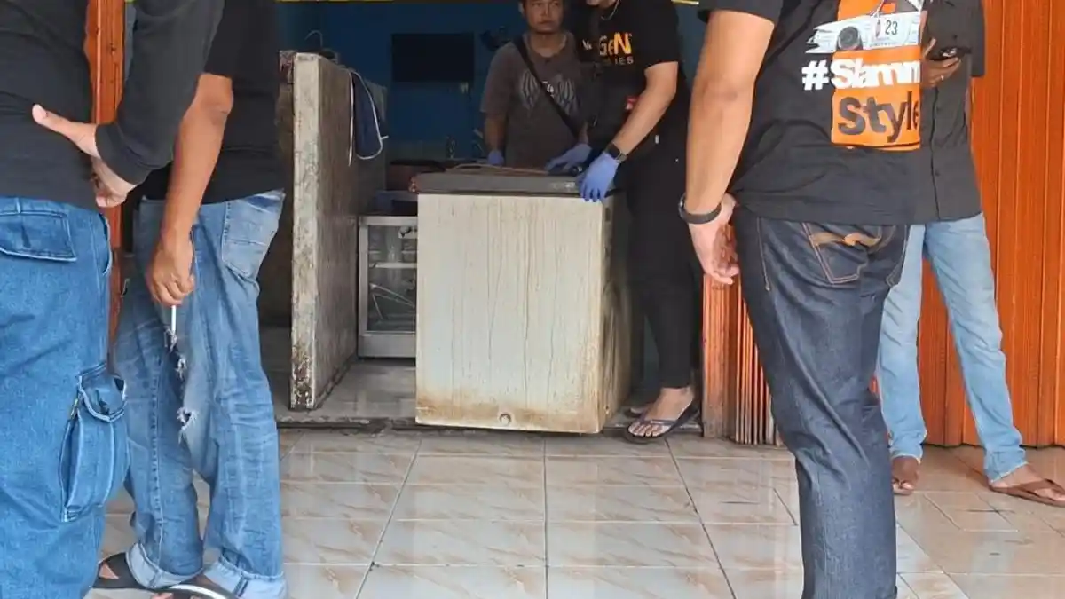 Karyawan Ayam Geprek Dimutilasi  Mayat Dalam Freezer Polisi Ringkus Dua Pelaku Pembunuhan Abdul Hamid