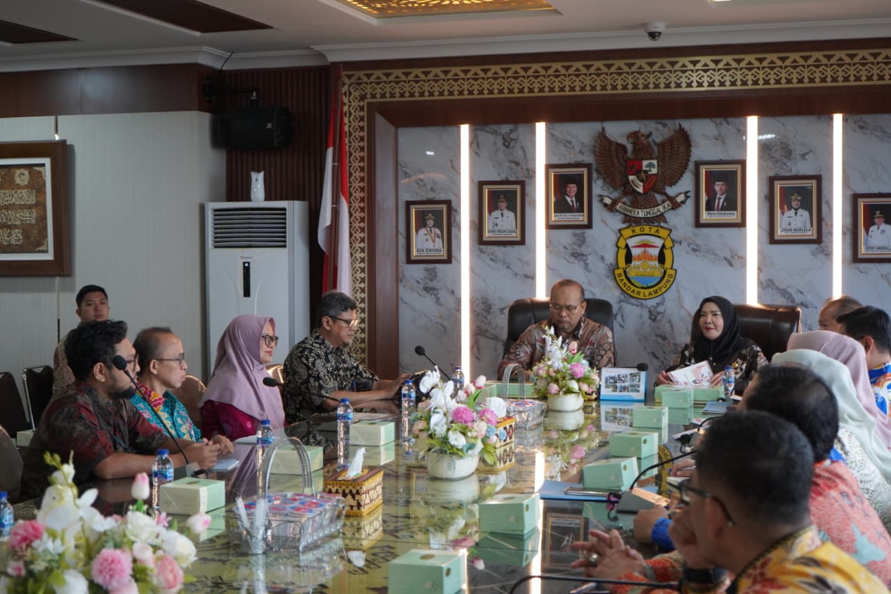 Wali Kota Bandar Lampung Eva Dwiana Terima Kunjungan BPK RI