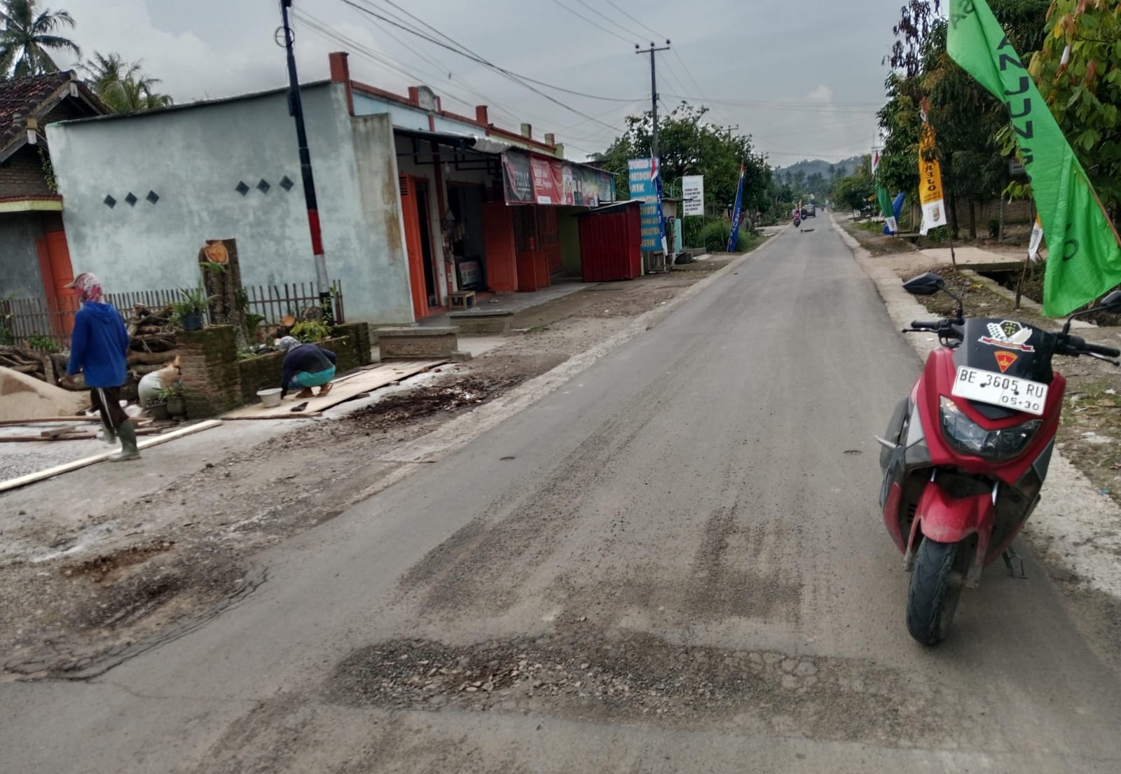 Proyek Jalan Rp11,9 Miliar di Way Khilau Rusak Tak Kunjung Diperbaiki, LSM Penjara Tagih Janji DPRD Pesawaran