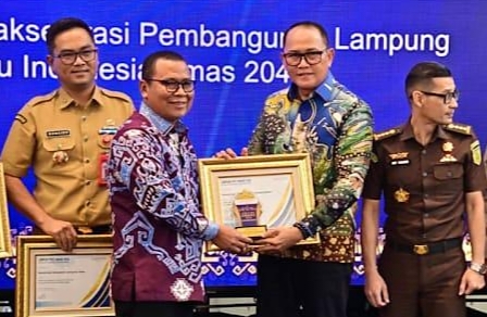 Lampung Selatan Raih Penghargaan Pilar Penggerak Kawasan Strategis Ekonomi di Lampung Post Award 2026