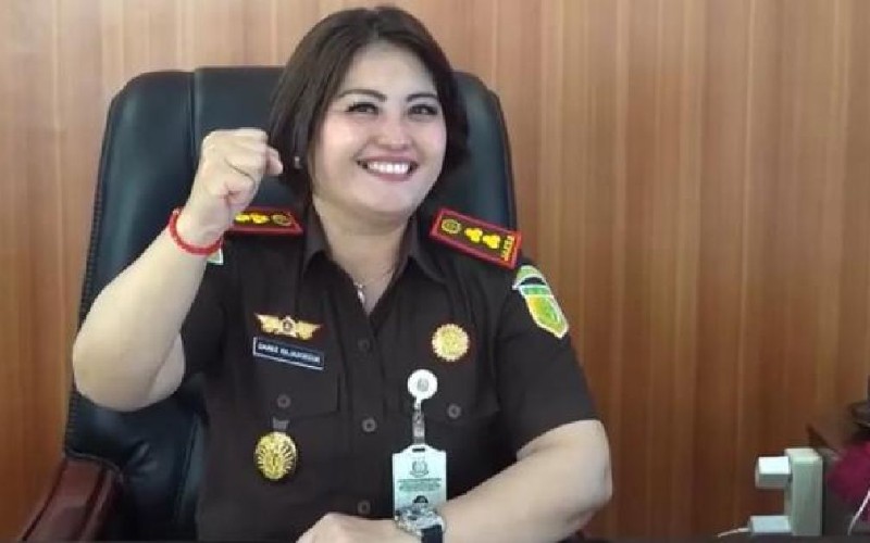 Buntut Vonis Bebas Kasus Korupsi, Kejagung Amankan Kajari Karo dan Kasi Pidsus