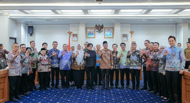 Bersama KLH, Lampung Percepat Penanganan Sampah