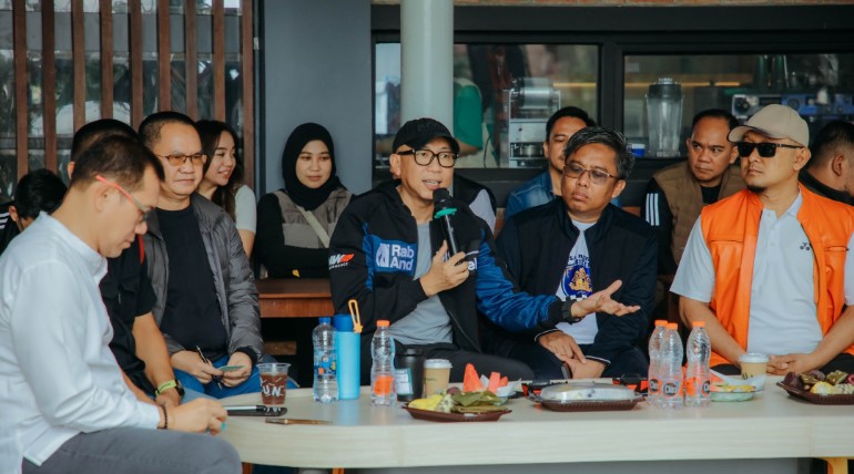 Hadiri “Jabat Tangan Ride”, Gubernur Rahmat Mirzani Djausal Paparkan Strategi Besar Transformasi Ekonomi dan Sosial Lampung