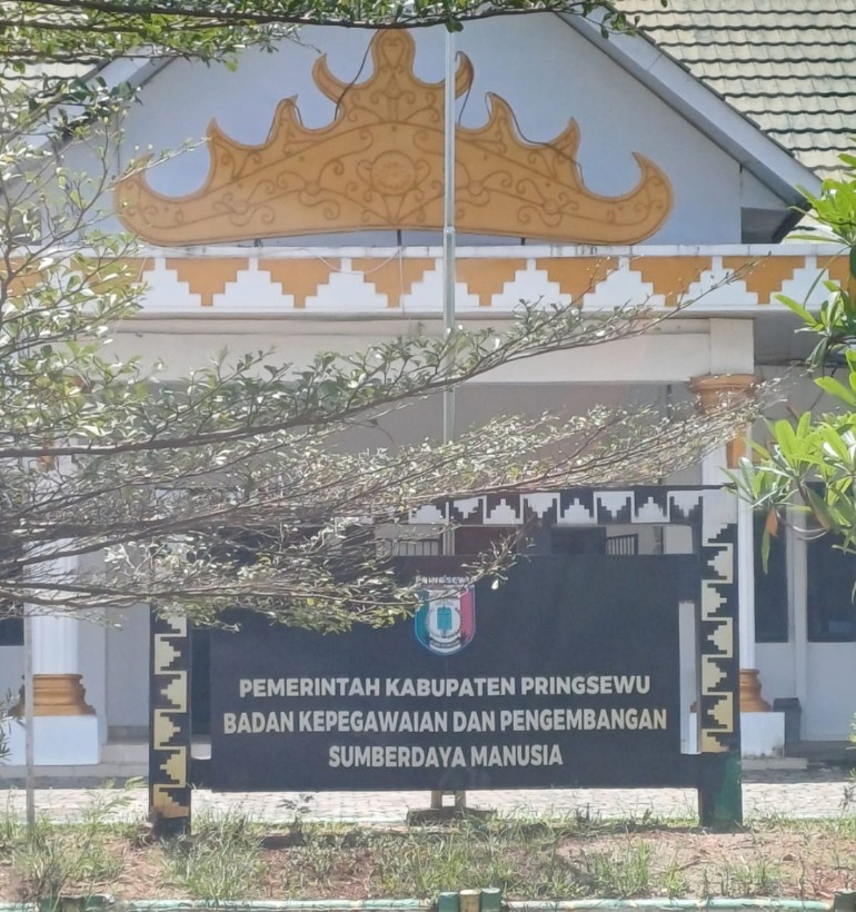 Kepala BKPSDM Pringsewu Tegaskan Pelantikan Pejabat Eselon III Sudah Sesuai Aturan