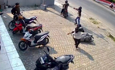 Dramatis! Karyawati di Bandar Lampung Lawan Maling Bermotor, Pelaku Lepaskan Tembakan ke Udara