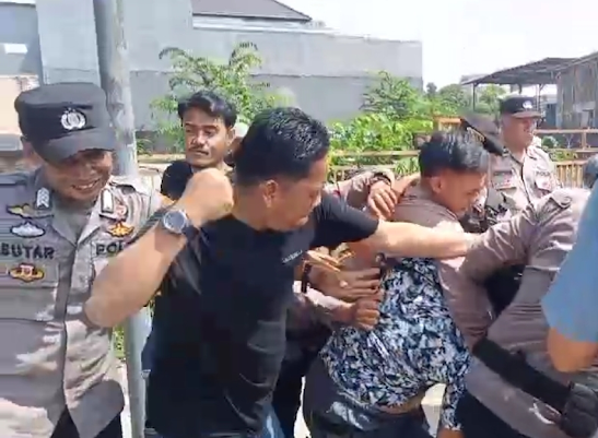 Eksekusi Lahan di Korpri Ricuh: Oknum Aparat Diduga Pukul Warga, Kuasa Hukum Sebut Prosedur Cacat Hukum