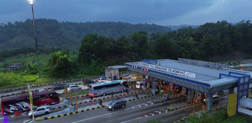 Libur Panjang Kenaikan Isa Almasih, 132.784 Kendaraan Melintas di Tol Bakauheni-Terbanggi Besar