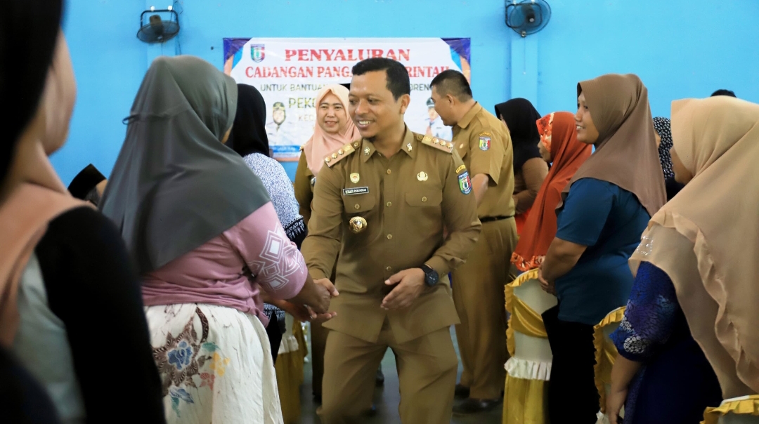 Bantuan Pangan di Margosari Mulai Disalurkan, Bupati Riyanto Tak Mau Ada Penyimpangan