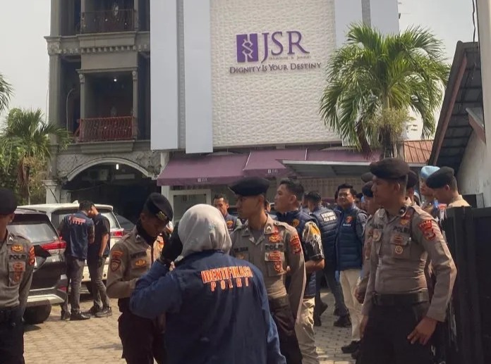 Polda Lampung Kembali Sita Ratusan Kantong Emas dari Toko JSR