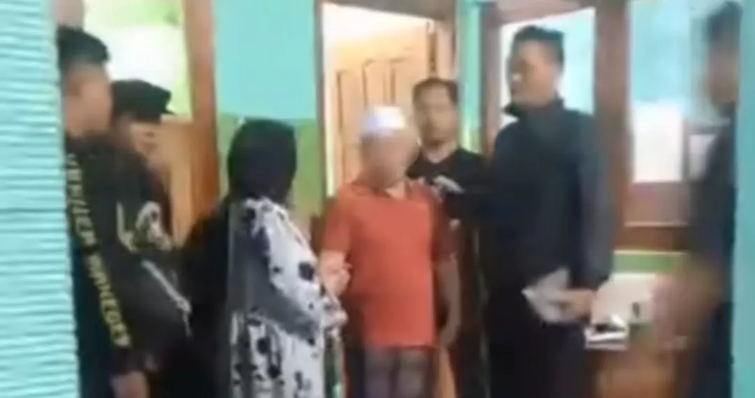Diduga Cabuli 11 Santri Laki-laki dengan Modus Minta Pijat, Oknum Kiai di Ponorogo Ditangkap Polisi