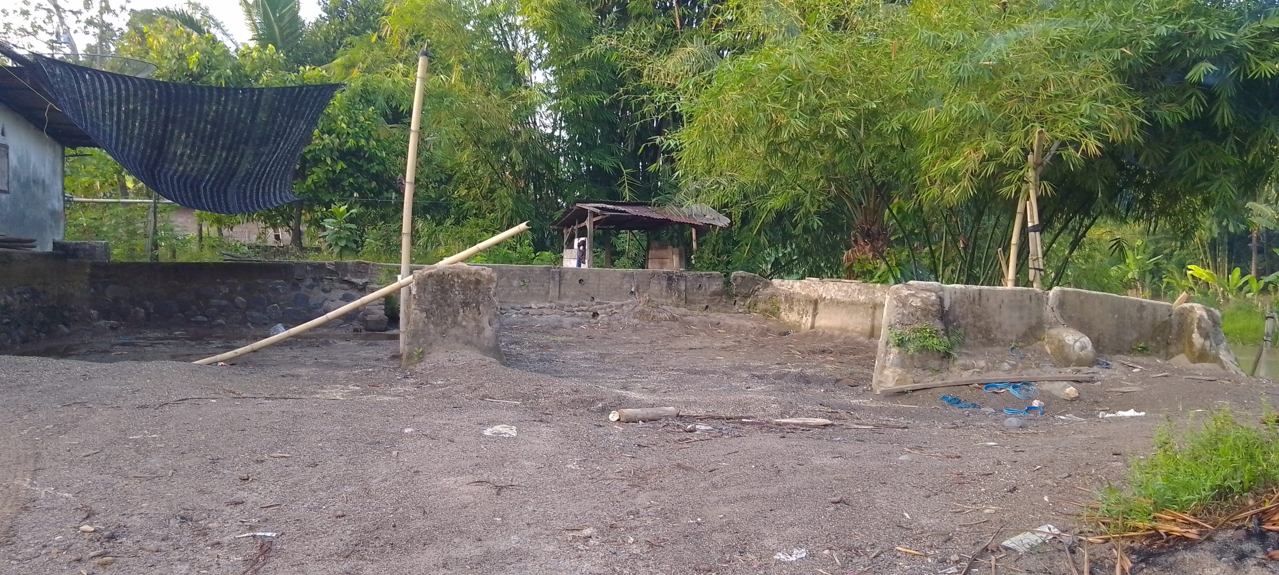 Di Antara Jalan Rusak dan Dapur Tak Mengepul, Warga Wonosobo Terjepit