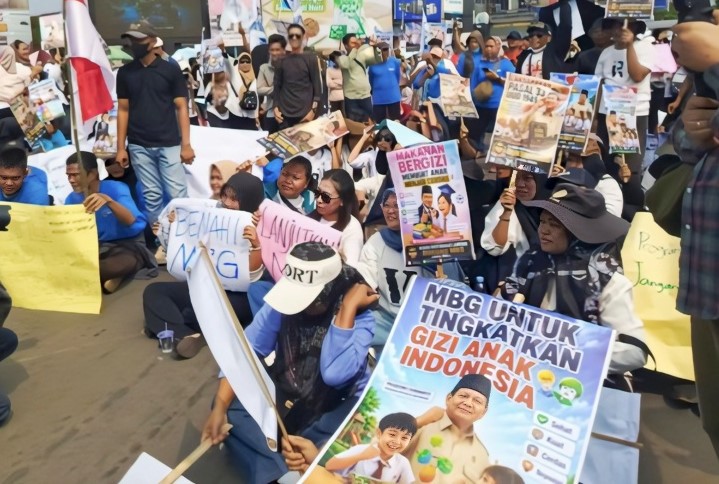 AMAL MBG Gelar Aksi Damai di Bandar Lampung: Dukung Programnya, Sikat Koruptornya!