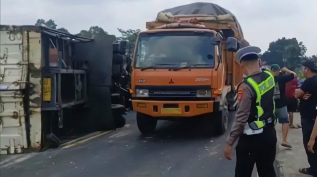Kecelakaan Maut Tiga Fuso di Jalinsum Lampung Selatan, Dua Orang Tewas