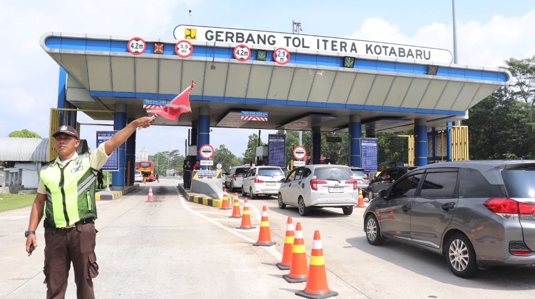 Cek Kesiapan Pengelola Tol Bakter Hadapi Libur Panjang Sekolah