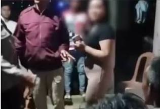 Diduga Pesan Wanita Lewat Aplikasi, Dua Oknum Lurah di Kendari Digerebek Warga di Kantor Kelurahan
