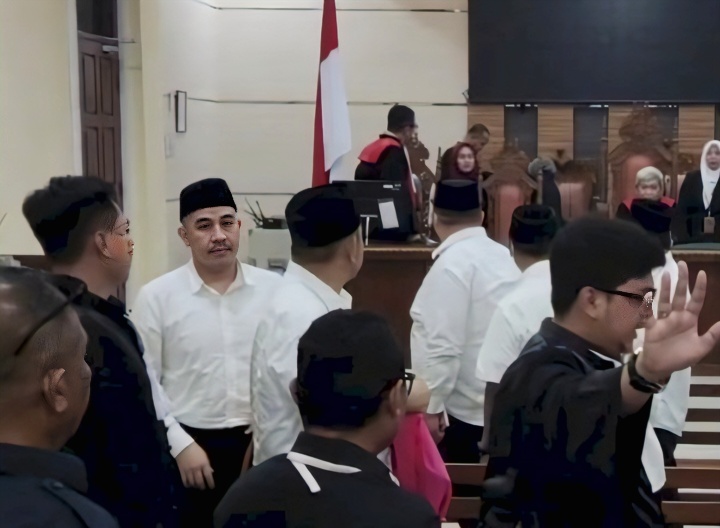 Eks Bupati Pesawaran Dendi Ramadhona Dituntut 11 Tahun Penjara