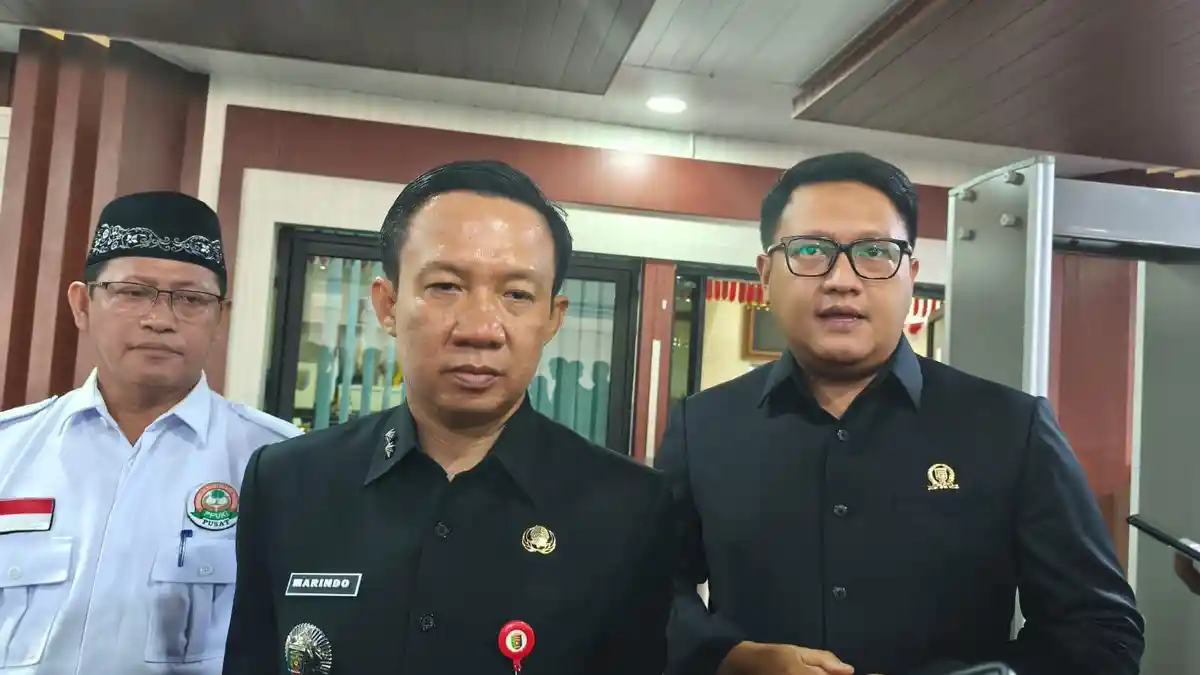 Belasan Pejabat Pemprov Lampung “Sowan” di Tengah Pembahasan APBD