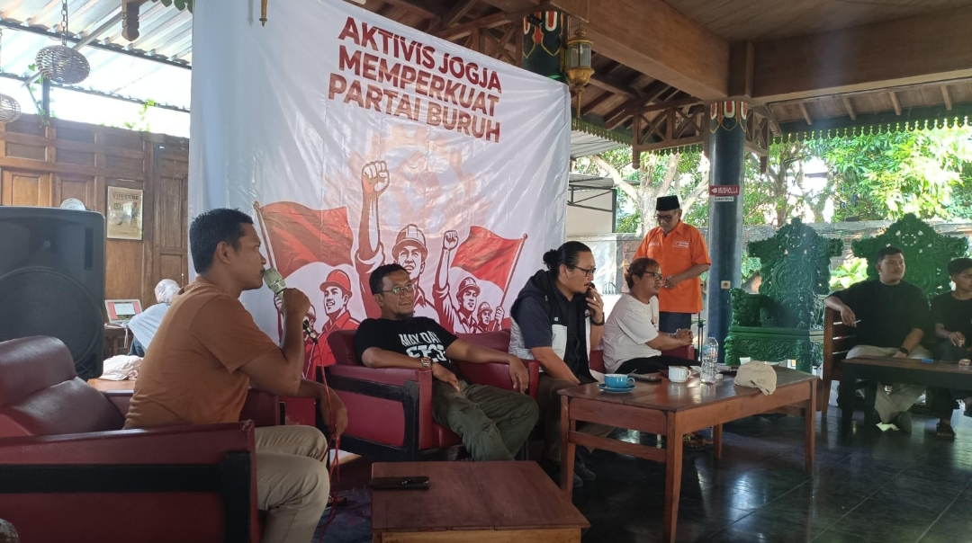 Aktivis Buruh, Tani, Mahasiswa hingga Seniman Gabung Perkuat Partai Buruh DIY