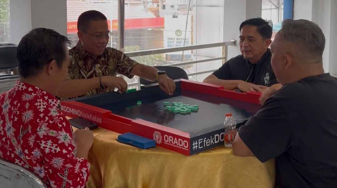 Pasangan Adi Kurniawan-Nizwar Kuasai Seleksi Cabor Domino PWI Lampung