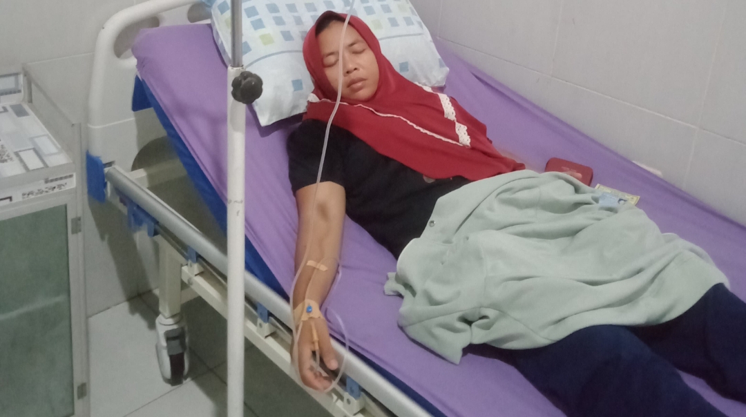 Tertekan Beban Hidup dan Masalah Hukum, Nur Aisyah Dilarikan ke Klinik untuk Dirawat