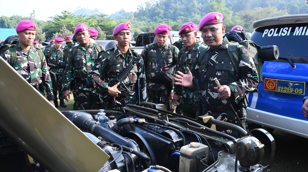 Danbrigif 4 Mar/BS Tekankan Soliditas dan Karakter Prajurit “JAWARA“ pada Apel Gabungan di Lampung