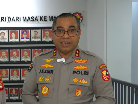 Enam Kapolda dan Pejabat Utama Mabes Polri Resmi Dilantik