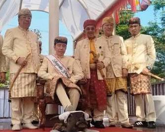 Gelar Adat Jokowi Dinilai Bermasalah, Dang Ike Edwin Soroti Prosedur Empat Buay Pemuka Way Kanan