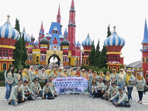 Eratkan Silaturahmi, Arisan Pubian Bandar Lampung Gelar “Family Gathering” 4 Hari ke Bandung