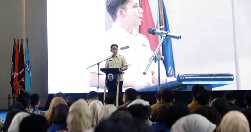 Bupati Egi Ajak ASN hingga Mahasiswa Biasakan Gunakan AI, Sebut yang Tak Beradaptasi Bisa Tertinggal