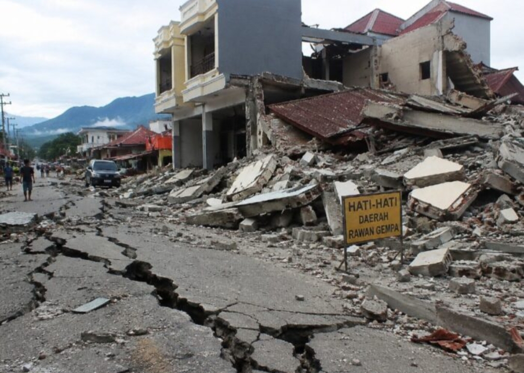 Gempa M 7,7 Guncang Flores NTT: 38 Orang Meninggal Dunia dan 2.000 Warga Mengungsi