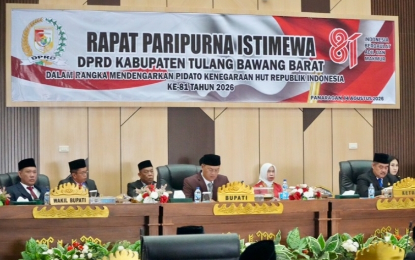 Bupati dan Wakil Bupati Tubaba Ikuti Rapat Paripurna Istimewa Mendengarkan Pidato Kenegaraan Presiden RI