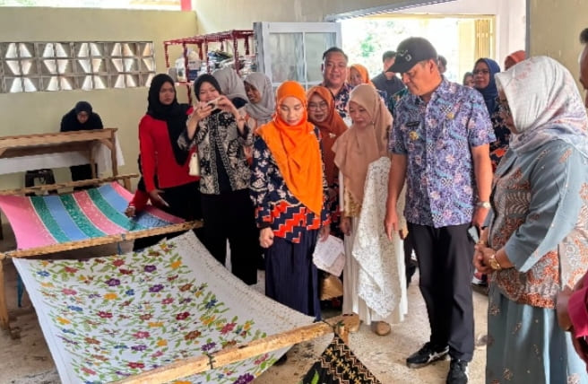 Bupati Tubaba Dorong Batik Ecoprint Pranan Dita Naik Kelas, Bidik Pasar Lebih Luas