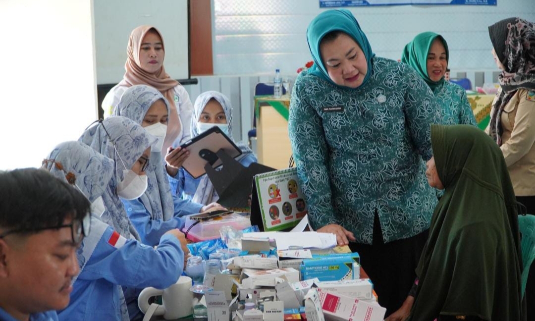 Ketua I TP-PKK Tubaba Tinjau Program Pengobatan Gratis Tubaba Q Sehat