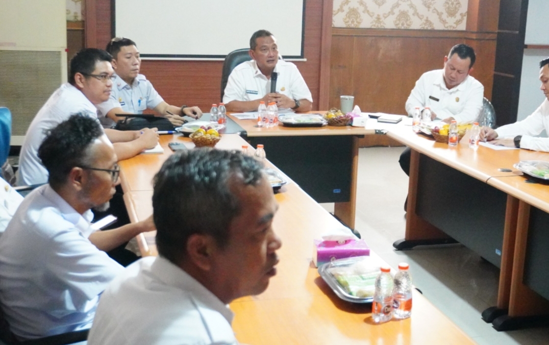 Sekda Tubaba Pimpin Rapat Sosialisasi Penelusuran dan Penyelamatan Kendaraan Dinas Milik Daerah