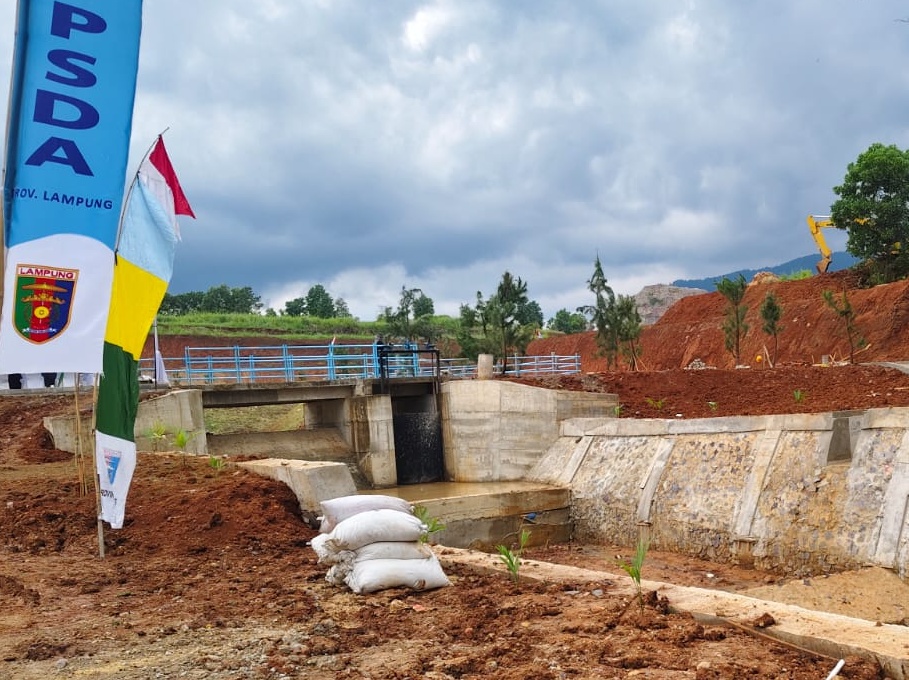 Dugaan Korupsi Proyek Embung Kemiling Rp6,9 Miliar Resmi Dilaporkan ke Kejati Lampung