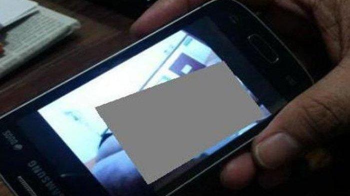 Sejoli Pelajar SMP di Tanjungpinang Kepergok Asusila di Sekolah, DPRD Minta Evaluasi Penggunaan Ponsel