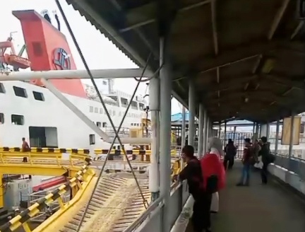 Pelayanan Pelabuhan Bakauheni Dikeluhkan, Penumpang Pejalan Kaki Kedapatan Tunggu Kapal Hingga 2 Jam